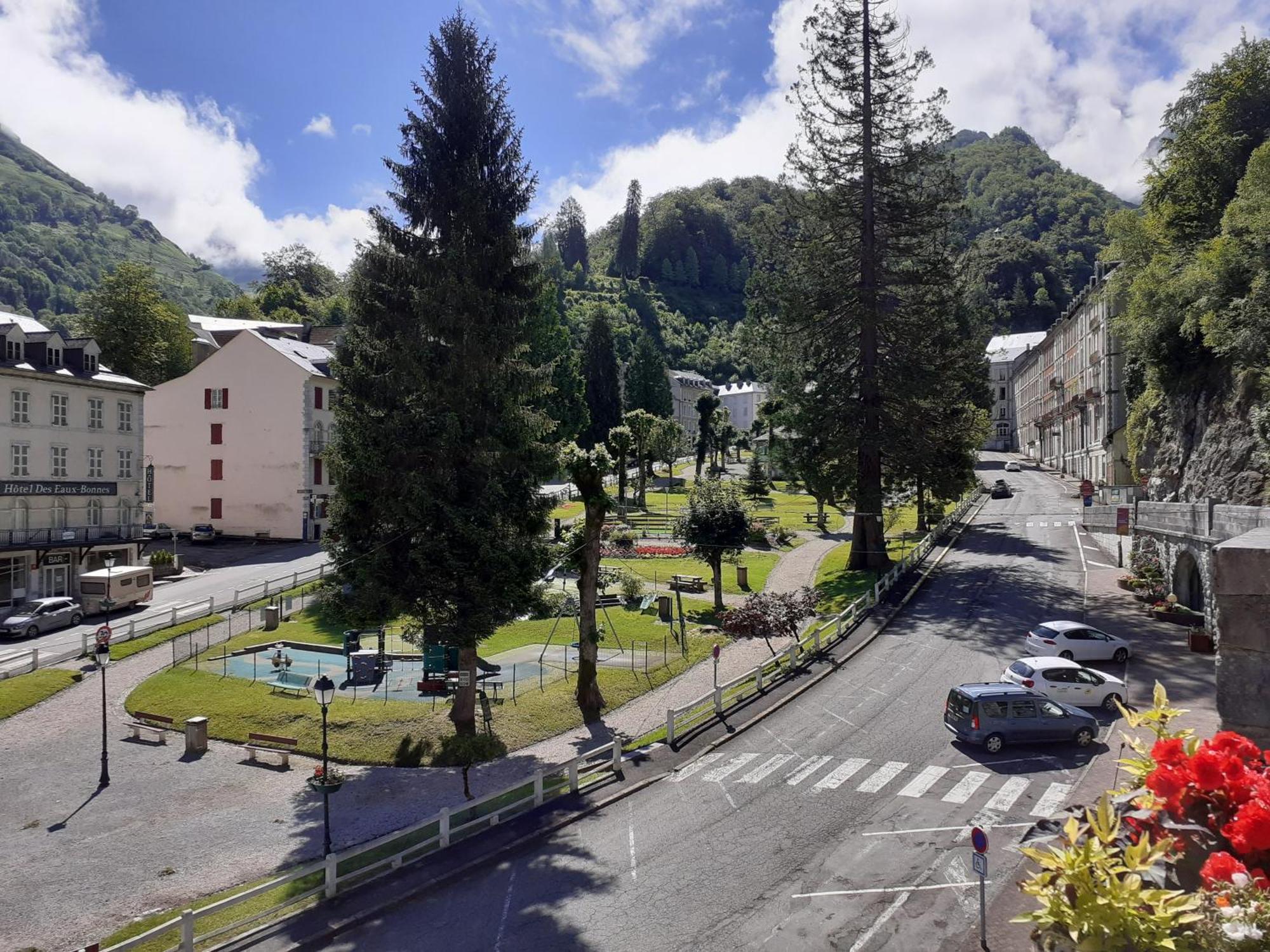 Appartamento Beau Soleil Eaux-Bonnes Esterno foto